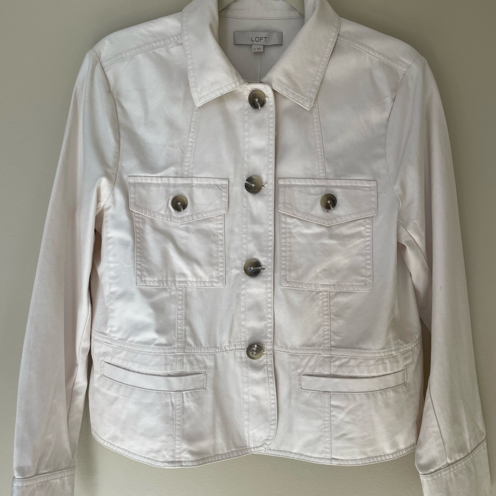 LOFT Women's White Button-Front Utility Jacket Size 12 New with tag
